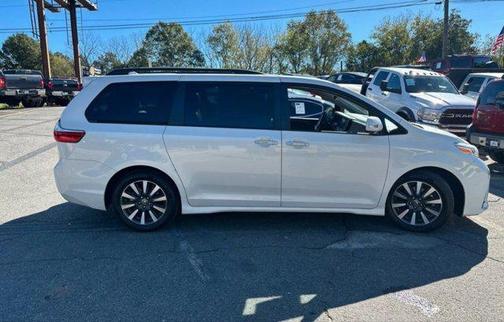 2019 Toyota Sienna Limited