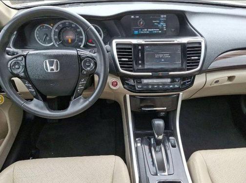 2017 Honda Accord EX-L w/Navigation & Honda Sensing