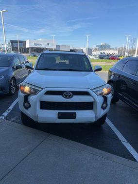 Super White 2014 Toyota 4Runner SR5