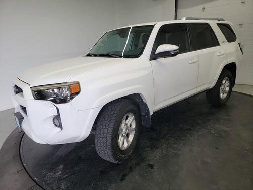 Super White 2014 Toyota 4Runner SR5