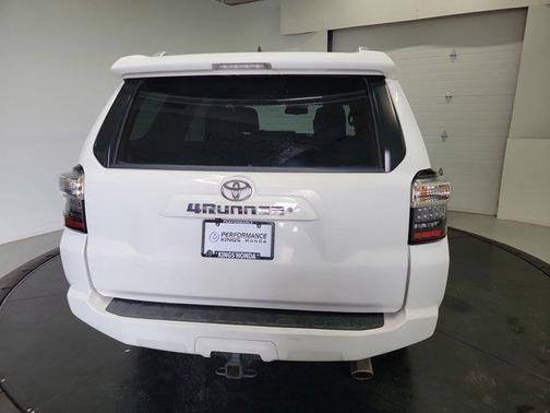 Super White 2014 Toyota 4Runner SR5