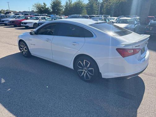2021 Chevrolet Malibu FWD RS