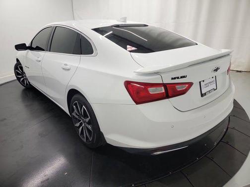 2021 Chevrolet Malibu FWD RS