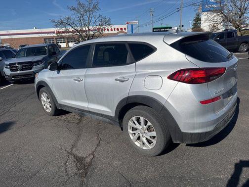 2019 Hyundai TUCSON SE