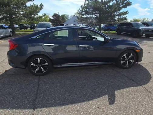 Crystal Black Pearl 2018 Honda Civic Touring