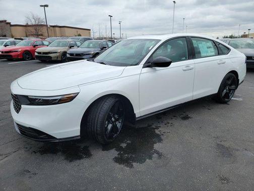 Platinum White Pearl 2026 Honda Accord Hybrid Sport-L