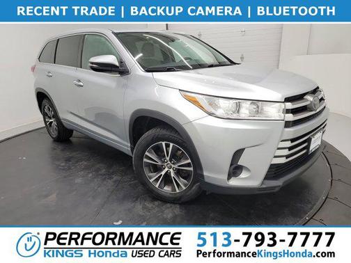 Celestial Silver Metallic 2017 Toyota Highlander LE I4