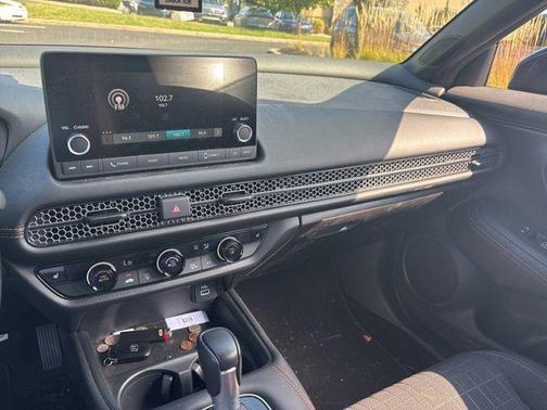 2025 Honda HR-V AWD Sport