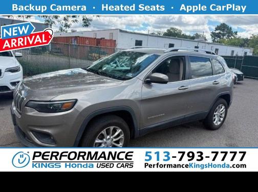 Light Brownstone Pearlcoat 2019 Jeep Cherokee Latitude