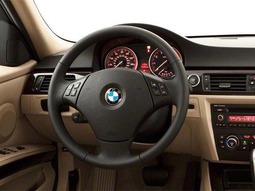 Alpine White 2010 BMW 328 i xDrive