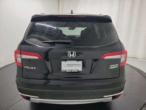 2020 Honda Pilot Touring 8-Passenger