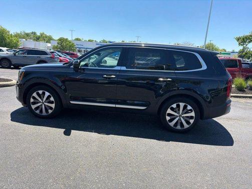 Ebony Black 2020 Kia Telluride S