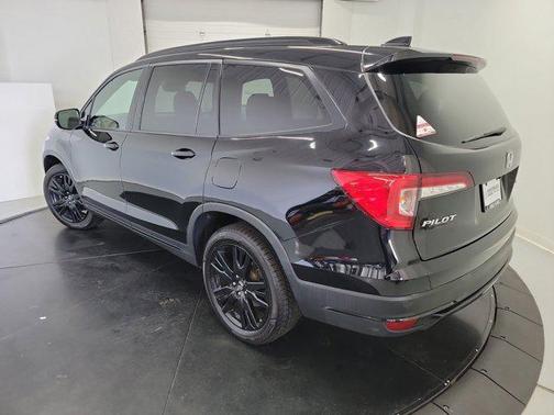 2020 Honda Pilot AWD Black Edition