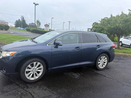Parisian Night Pearl 2015 Toyota Venza LE