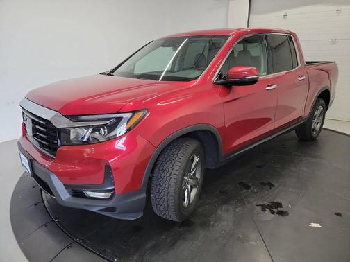 Radiant Red Metallic II 2022 Honda Ridgeline RTL-E