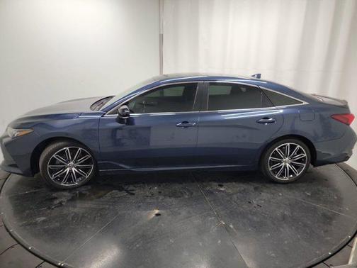 2019 Toyota Avalon XSE