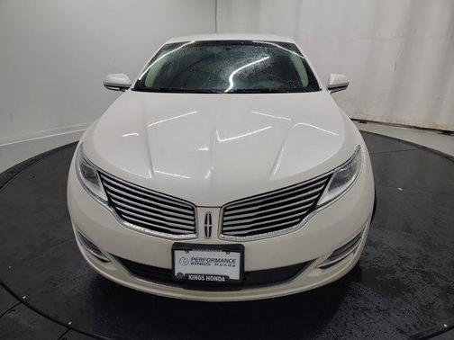 2015 Lincoln MKZ Base