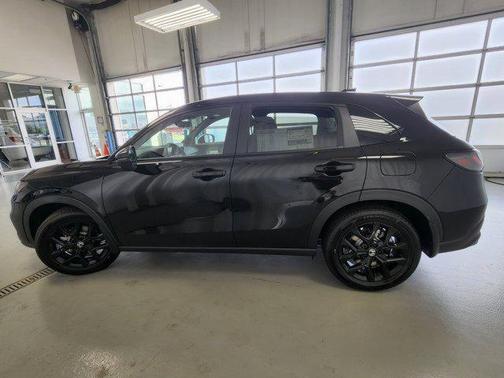 2025 Honda HR-V AWD Sport