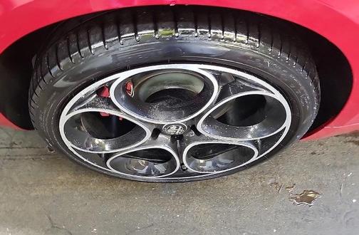 Alfa Rosso 2024 Alfa Romeo Giulia Veloce AWD