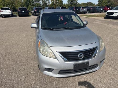 2012 Nissan Versa 1.6 S