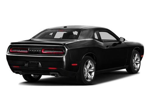 Pitch Black Clearcoat 2017 Dodge Challenger SXT