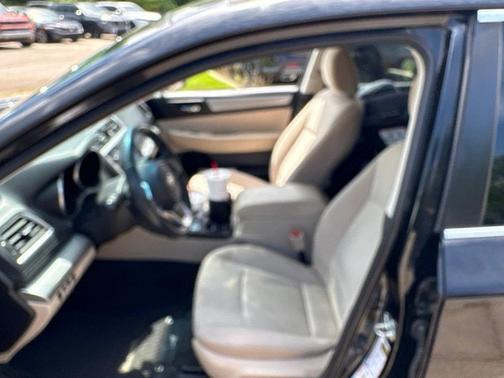 Crystal Black Silica 2018 Subaru Outback 2.5i Premium