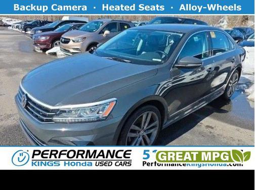 2017 Volkswagen Passat 1.8T R-Line w/Comfort