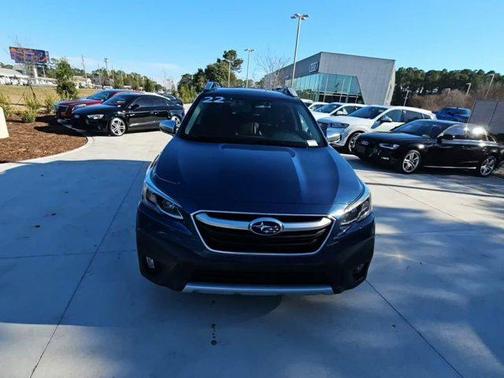 2022 Subaru Outback Touring XT