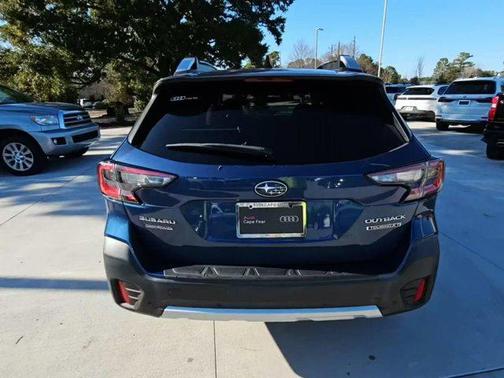 2022 Subaru Outback Touring XT