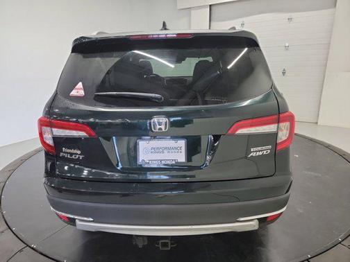 Black Forest Pearl 2019 Honda Pilot Touring 8-Passenger