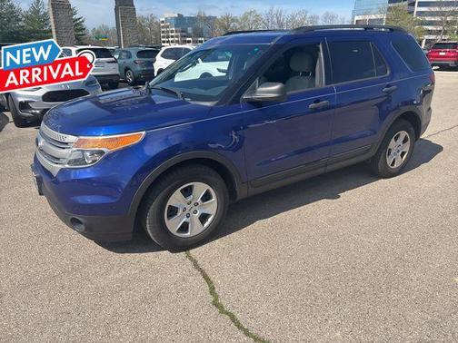Blue Metallic 2014 Ford Explorer Base
