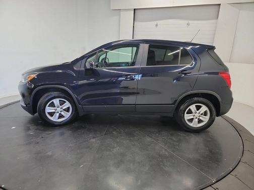 Midnight Blue Metallic 2021 Chevrolet Trax LS