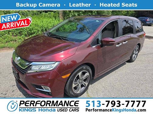Deep Scarlet Pearl 2018 Honda Odyssey Touring