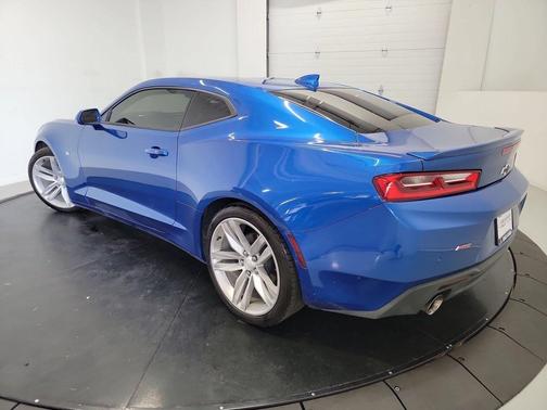 Hyper Blue Metallic 2018 Chevrolet Camaro 2LT
