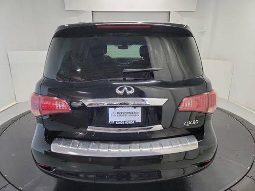 2017 INFINITI QX80 Base