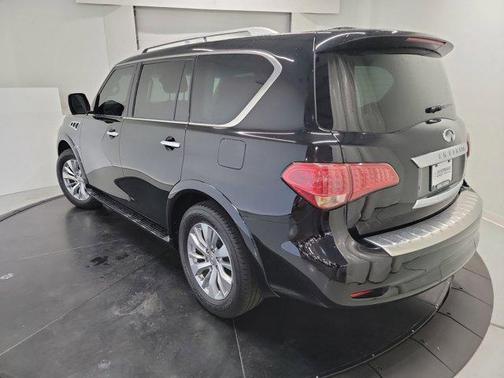 2017 INFINITI QX80 Base