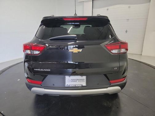 Mosaic Black Metallic 2021 Chevrolet Trailblazer LT