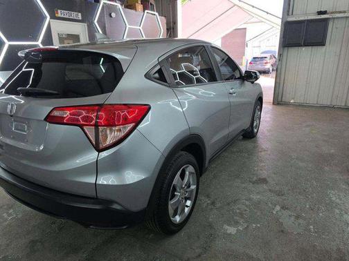 2017 Honda HR-V EX
