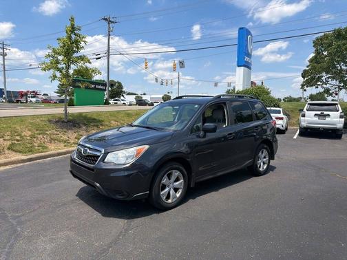 Dark Gray Metallic 2015 Subaru Forester 2.5i Premium