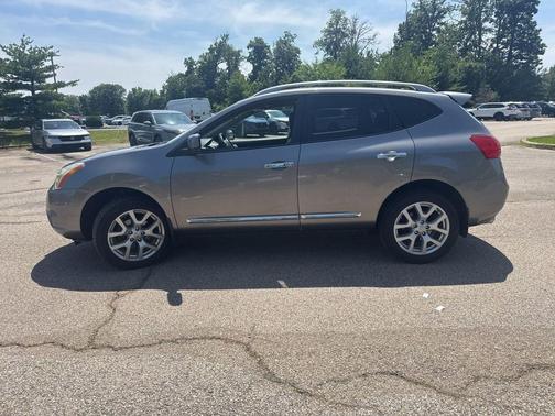 Platinum Graphite 2011 Nissan Rogue SV