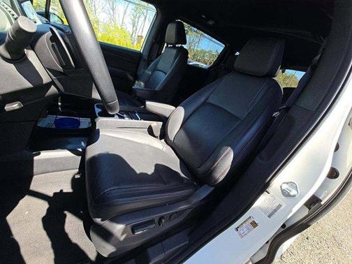 Platinum White Pearl 2023 Honda Odyssey Sport