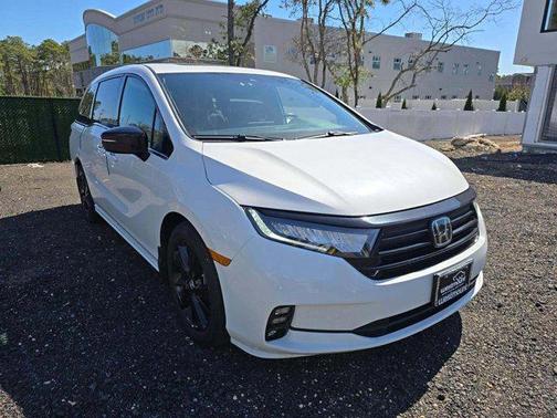 Platinum White Pearl 2023 Honda Odyssey Sport