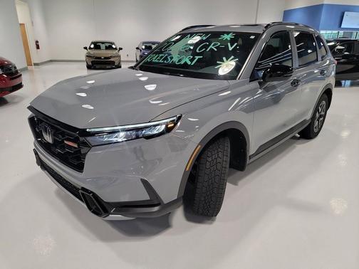 Urban Gray Pearl 2026 Honda CR-V Hybrid TrailSport AWD