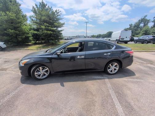 Storm Blue Metallic 2014 Nissan Altima 2.5 SL