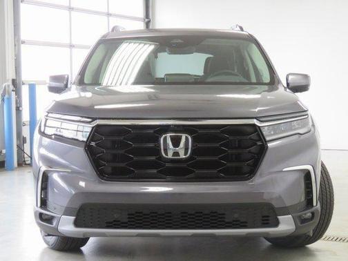 Gray 2023 Honda Pilot AWD Elite