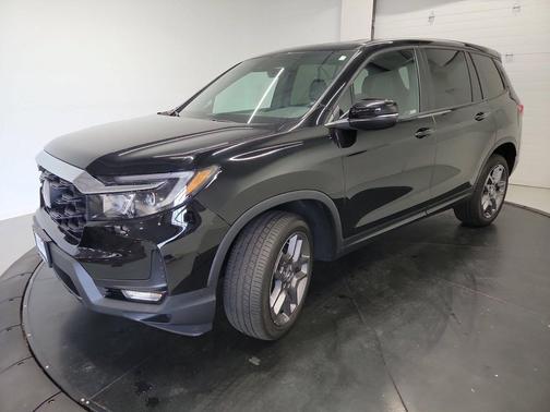 Crystal Black Pearl 2023 Honda Passport AWD EX-L