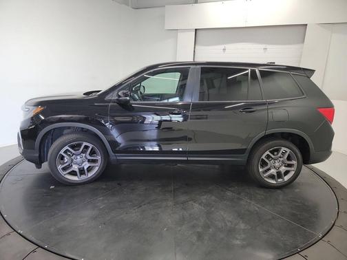 Crystal Black Pearl 2023 Honda Passport AWD EX-L