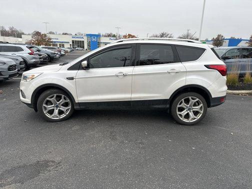 2019 Ford Escape Titanium