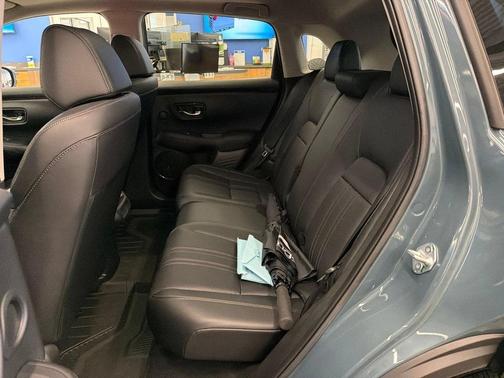 Pearl 2024 Honda HR-V EX-L