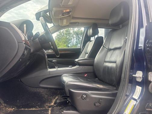 True Blue Pearl 2012 Jeep Grand Cherokee Limited